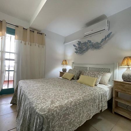 Port Royal Apartments, Heated Pool, Speed Wifi, Terrace アロナ エクステリア 写真