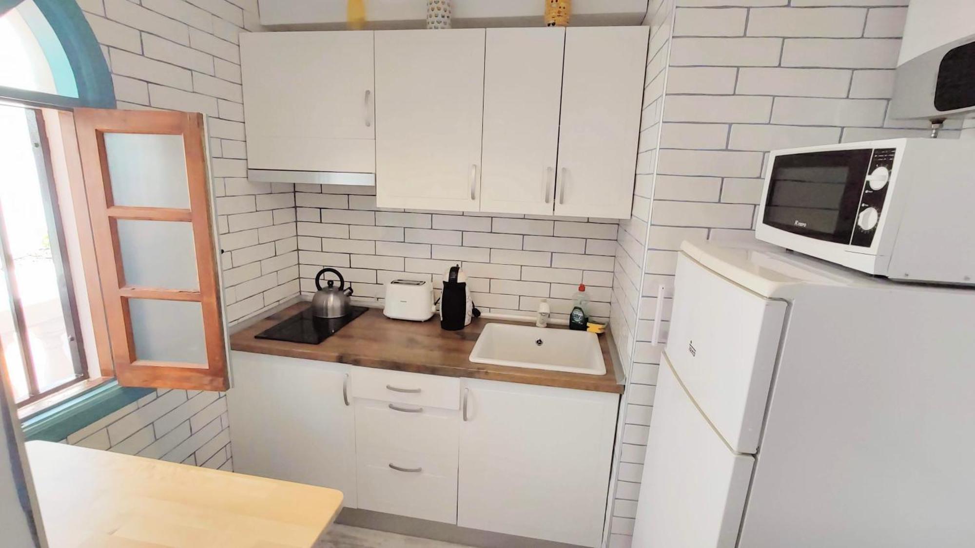 Port Royal Apartments, Heated Pool, Speed Wifi, Terrace アロナ 部屋 写真